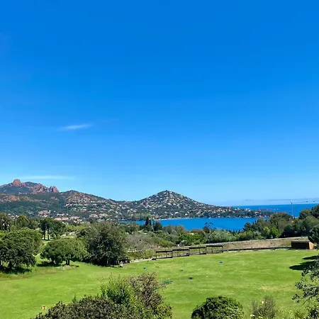 Le Reve D'azur Saint-Raphaël