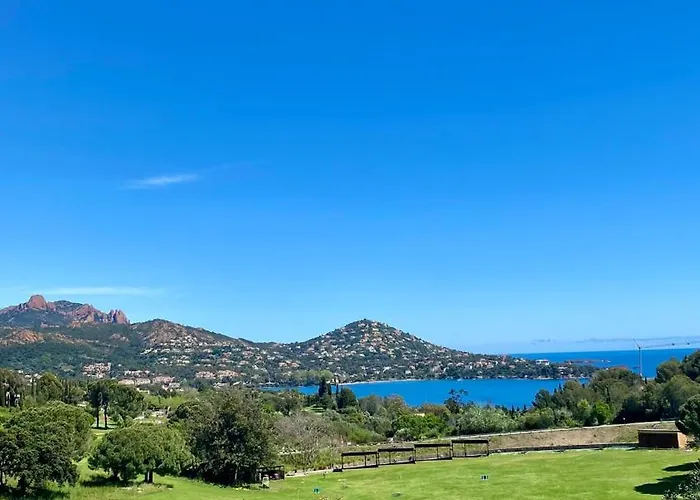 Le Reve D'azur Saint-Raphaël